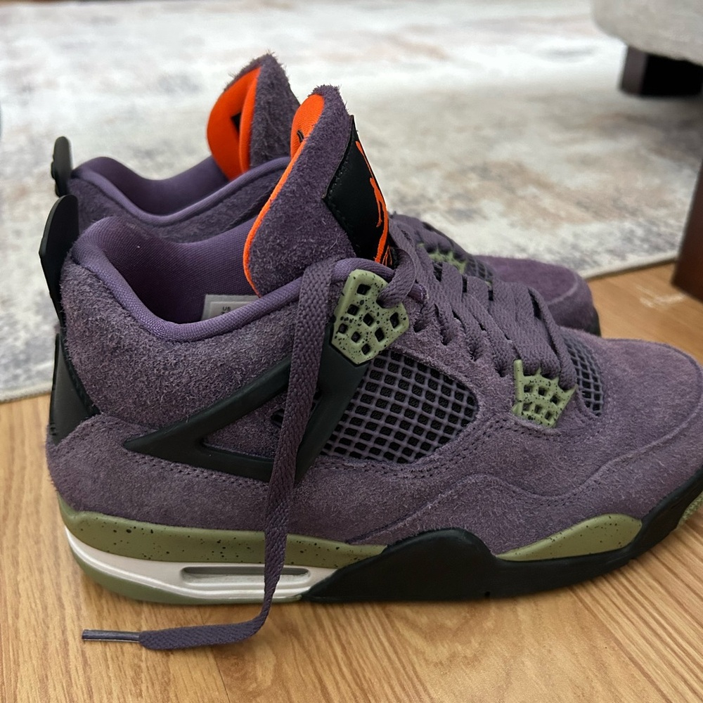 Air Jordan 4 Retro 'Canyon Purple Womens size 7.5 - Picture 5 of 6